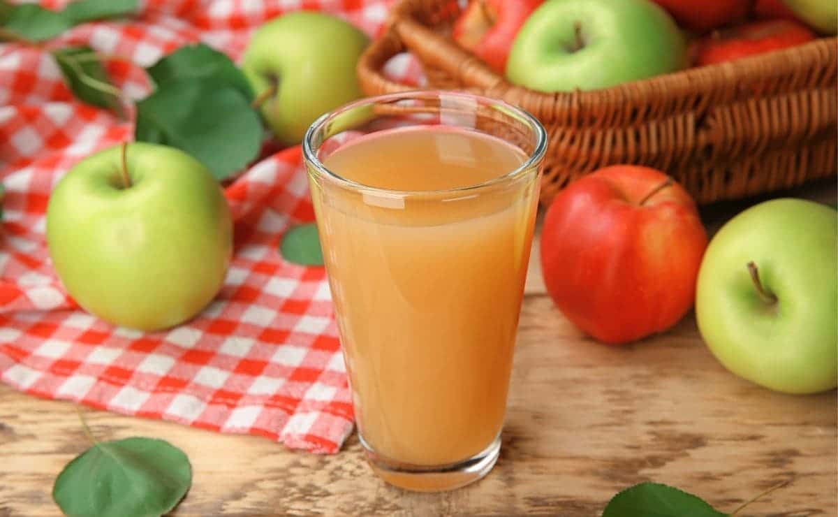 Jugo de manzana y avena