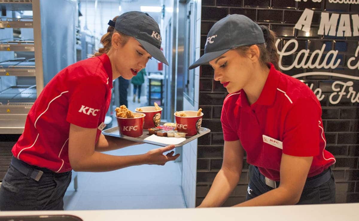 Trabajadoras de KFC Salario Mínimo