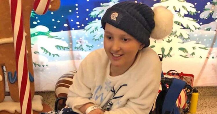 La joven Chloe Cross superó el cáncer