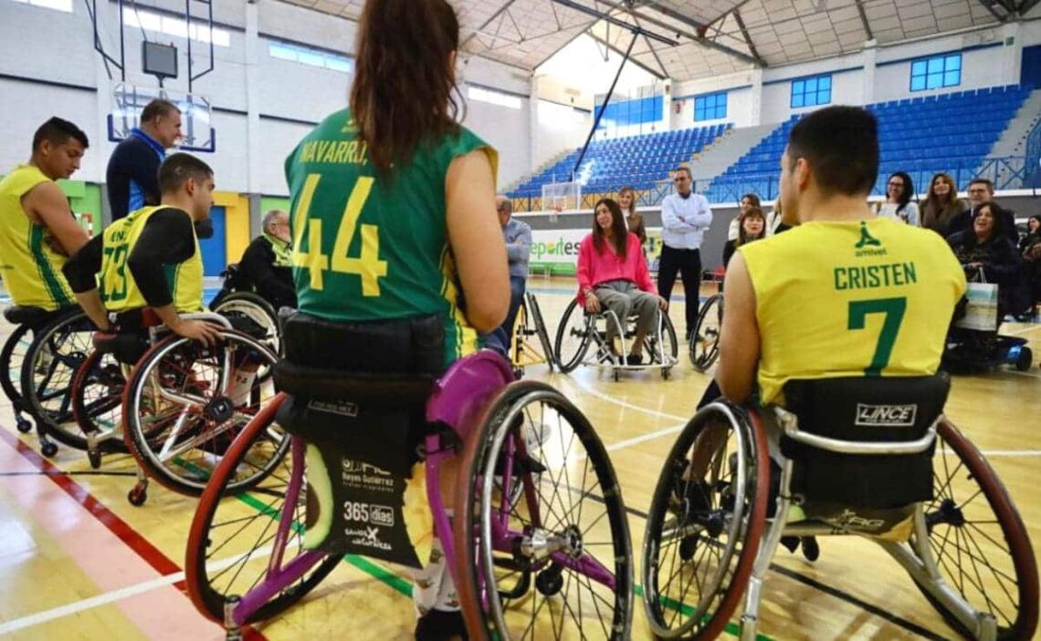 Loles López destaca el compromiso de la Junta de Andalucía con el deporte adaptado discapacidad