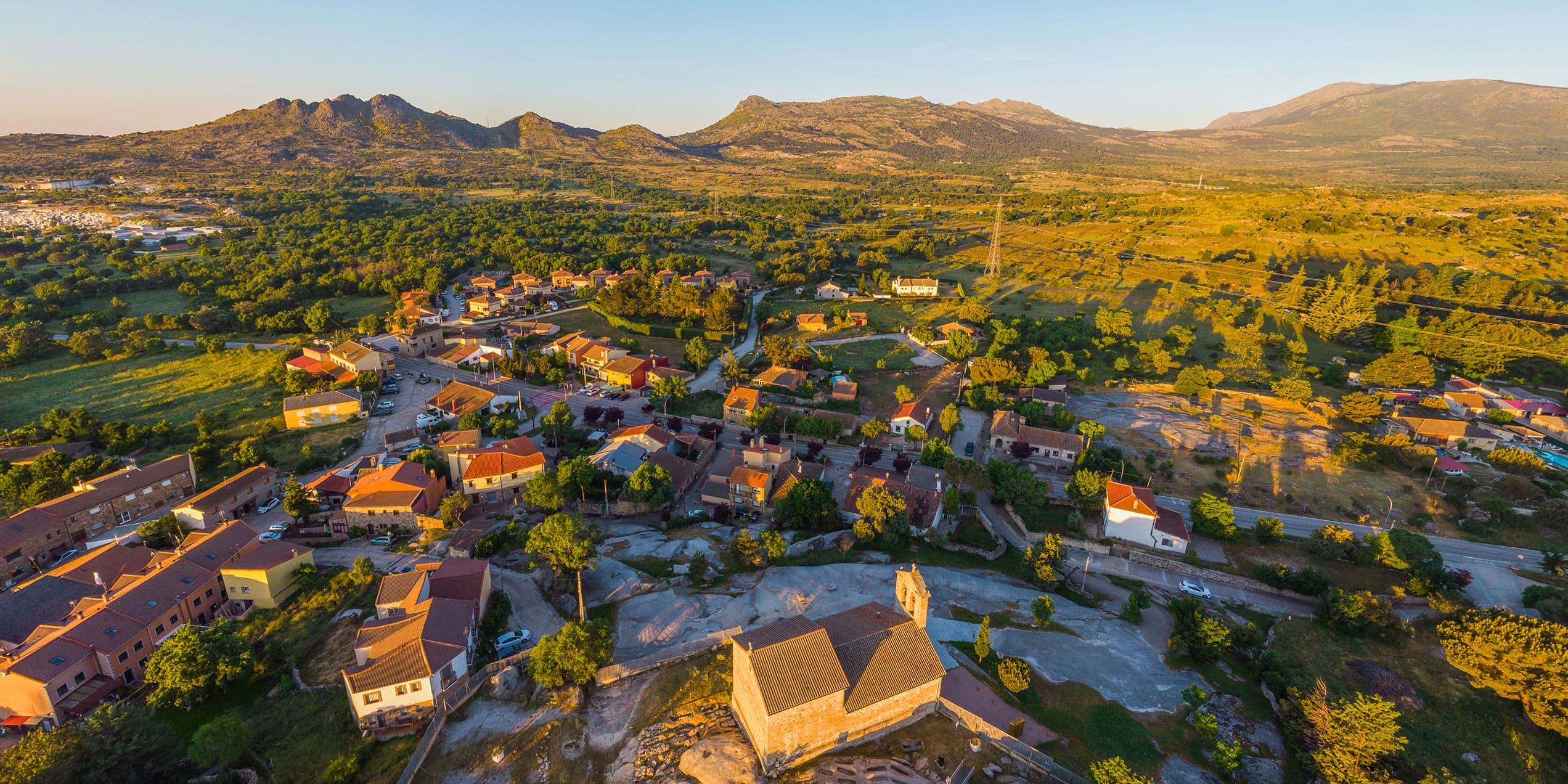 Lozoyuela un rincón mágico de España para viajar y descubrir