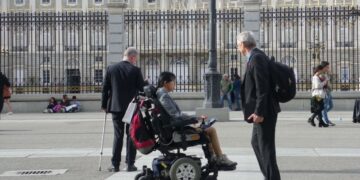 Madrid presenta una guía de turismo accesible para visitar la ciudad sin problemas de accesibilidad