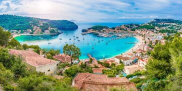 Playa situada en la isla de Mallorca, destino que oferta Carrefour Viajes