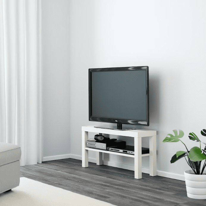 La mesa Lack de Ikea es ideal para cualquier televisor