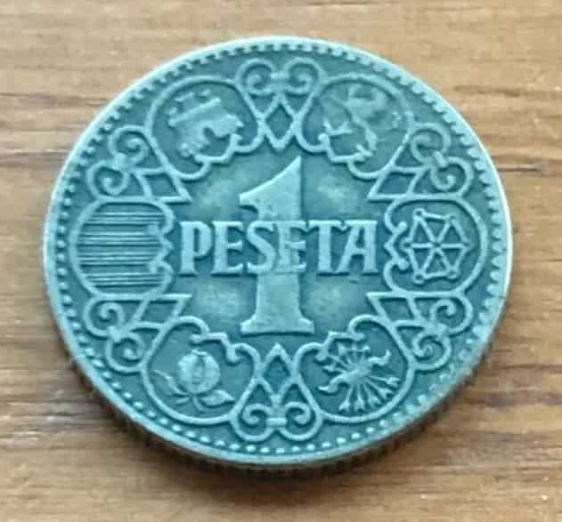 Monedas de 1 peseta de 1944