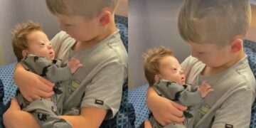 Un niño le dedica una emotiva canción a su hermano recién nacido con síndrome de Down y se hace viral en las redes