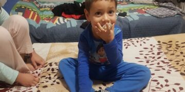 Óscar, el menor con TEA sin auxiliar técnico en el aula