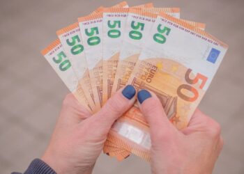 Paga extra de verano en las pensiones./ Licencia Adobe Stock