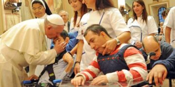 El Papa denuncia el "pecado social" de discriminar a las personas con discapacidad