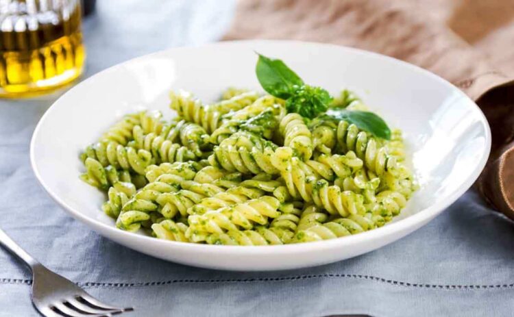 Pasta al pesto con espirulina