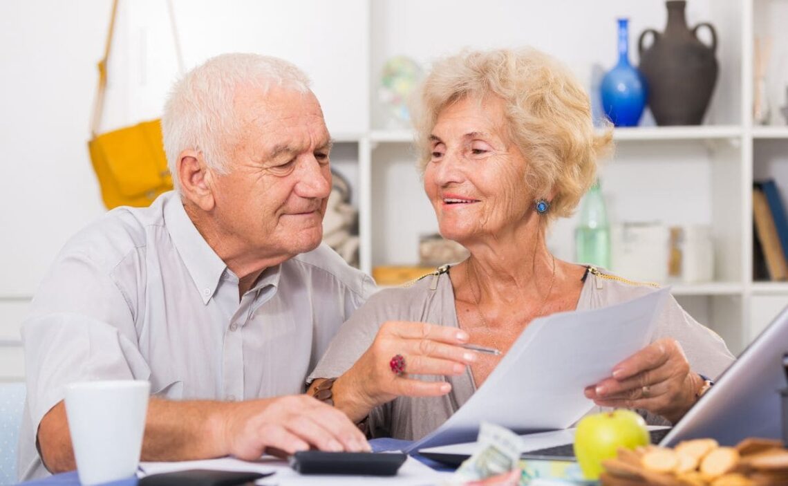 Pensión no contributiva del IMSERSO./ Licencia Adobe Stock