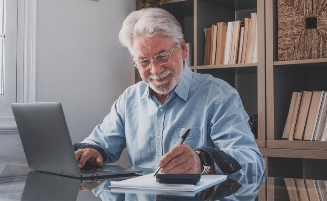 Pensión de jubilación mayores de 65 años