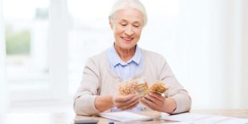 Aumento de las pensiones y edad de jubilación en 2024