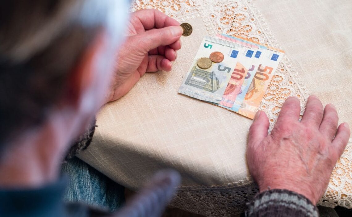 Pensión mayores ayudas subsidio