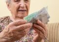 Pago de pensiones noviembre./ Foto de Canva