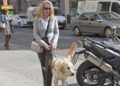 Persona ciega o con discapacidad visual y con perro guía