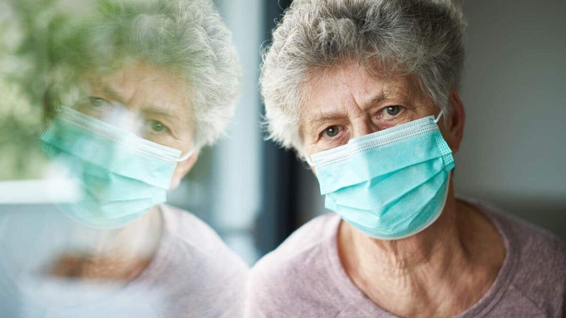 Persona mayor pensión jubilación