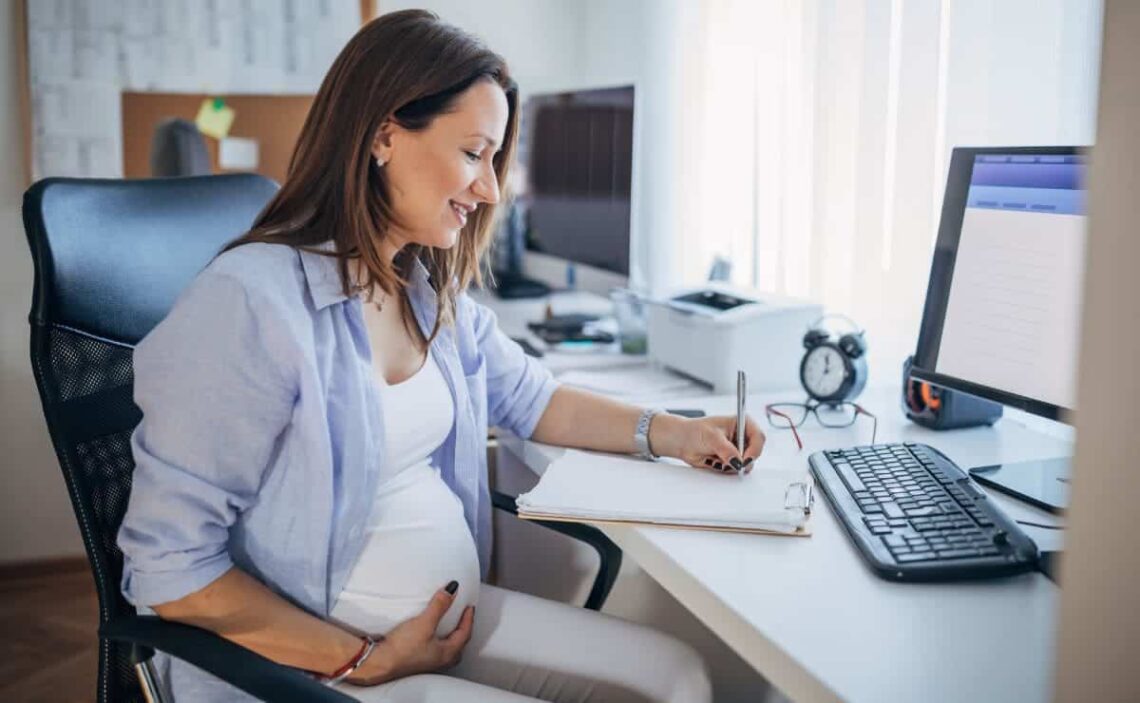 Solicitar prestación de la Seguridad Social por riesgo de embarazo