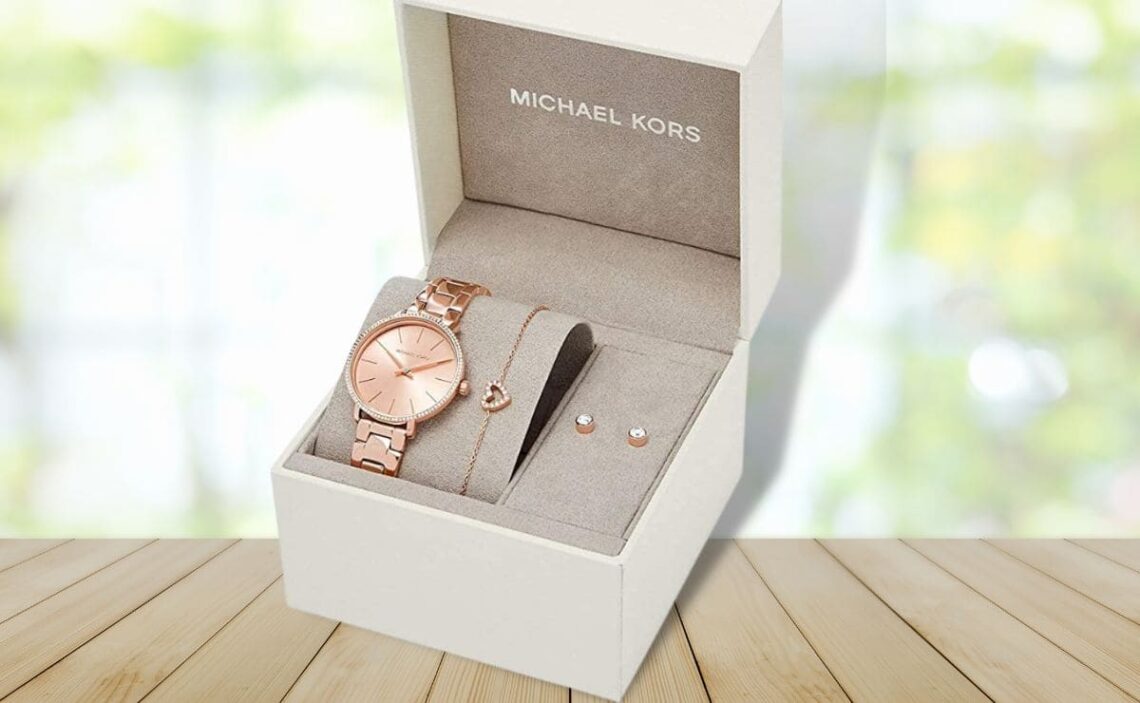 RELOJ Michael Kors de Acero Inoxidable y oro