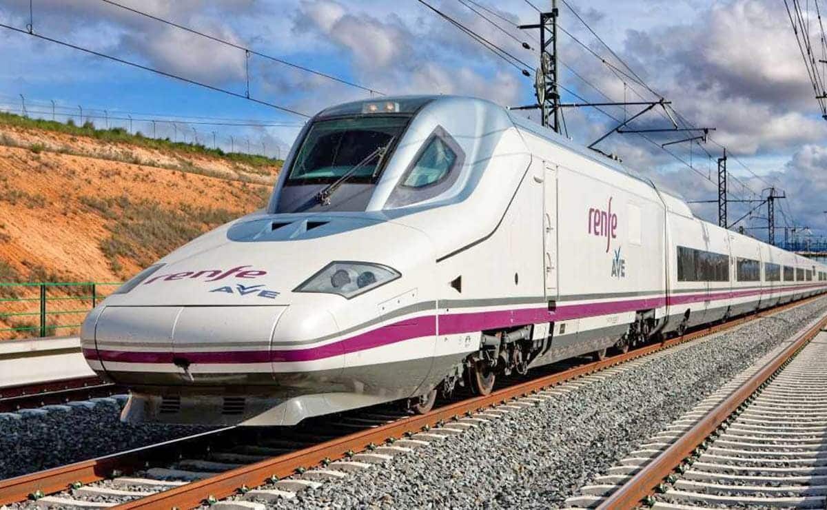 Descuento de Renfe en AVE./ Foto de Europa Press