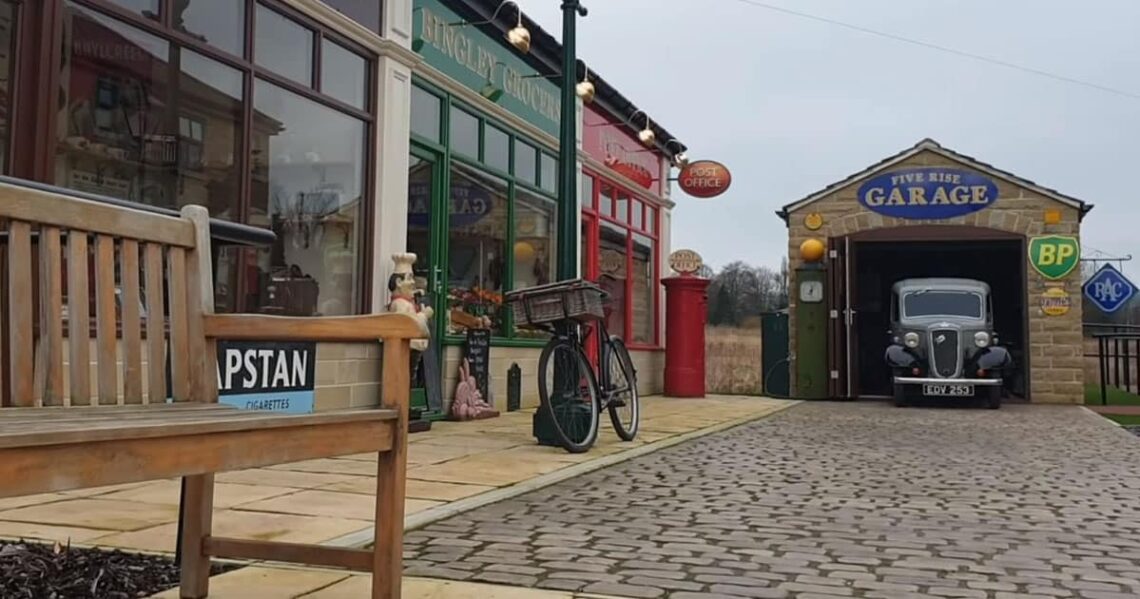 Residencia de mayores ambientada en los años 50.