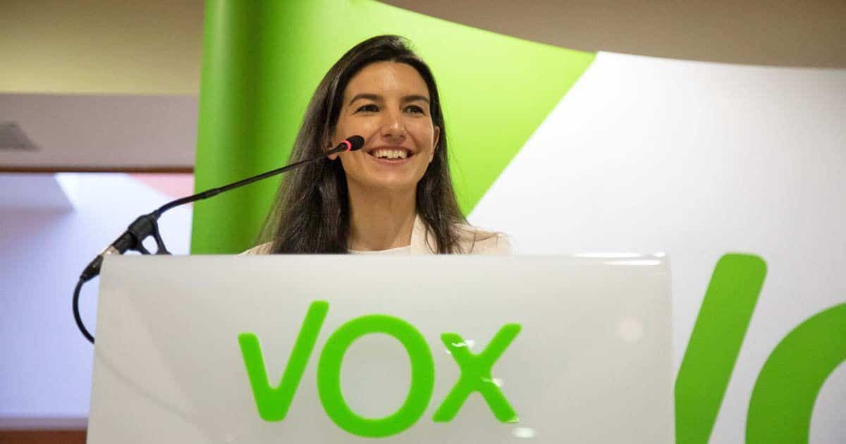 El lío con el cartel "racista" de Vox y las pensiones