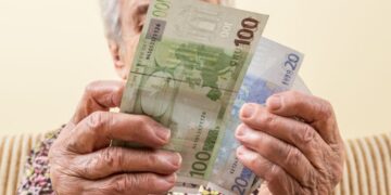 Personas sin segunda paga extra de las pensiones en 2023 Seguridad Social