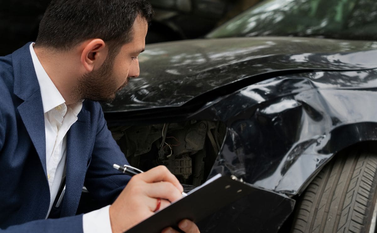 Seguros de accidente de El Corte Inglés./ Foto de Canva