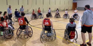 Selección española femenina de baloncesto en silla preparando los Juegos Paralímpicos