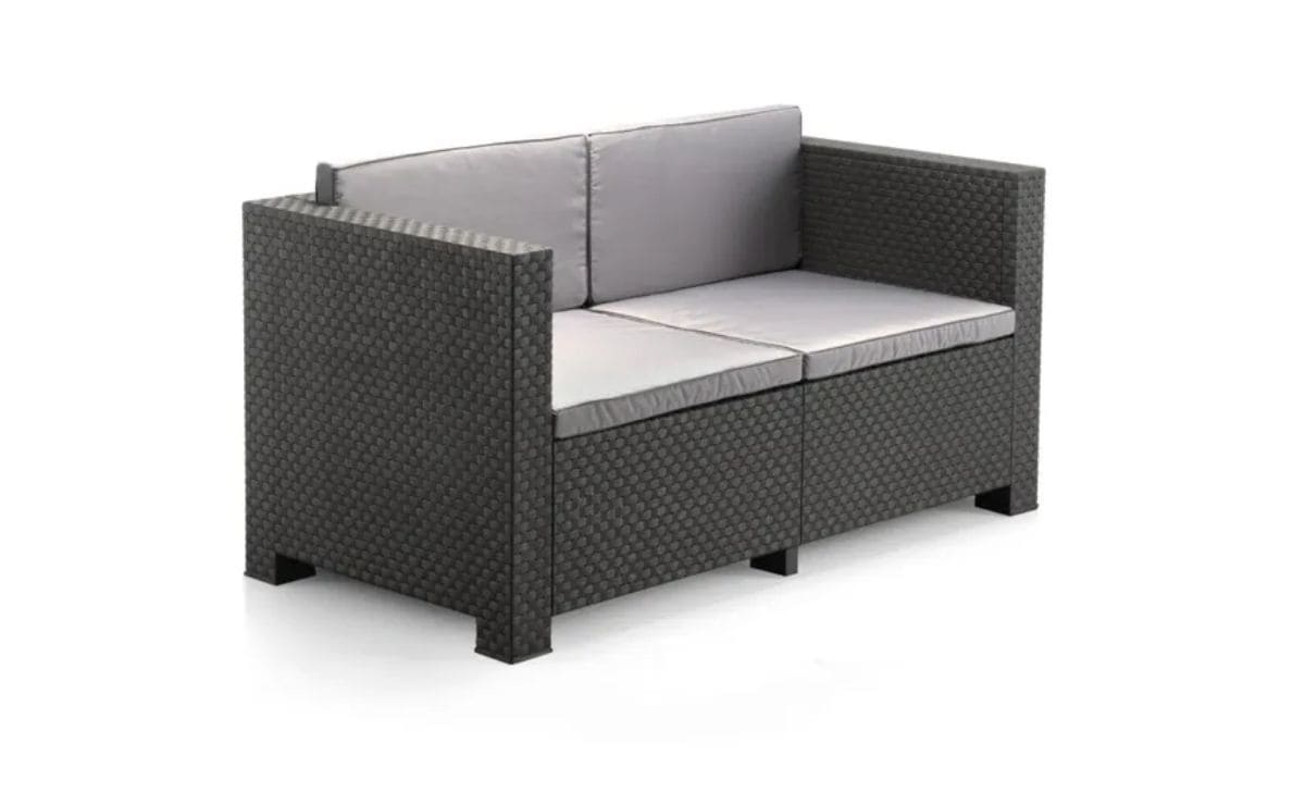 Leroy Merlín rebaja en 50 euros el sofá de jardín de moda para el