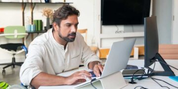 Simulador de prestaciones del SEPE./ Foto de Canva