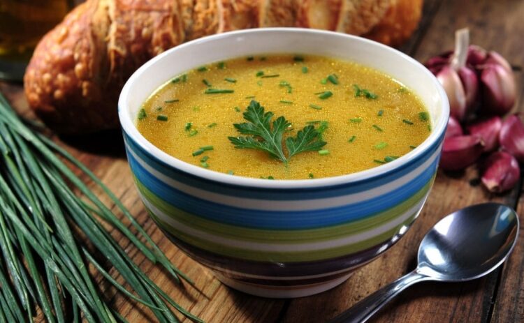 Sopa de cebolla con ajo