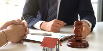 Subasta de inmuebles de la Agencia Tributaria./ Foto de Canva