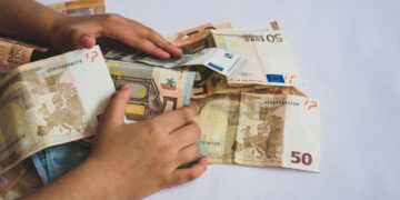 subsidio mayores 52 años