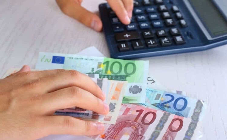 Subsidio para mayores de 52 años./ Foto de Canva