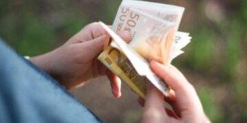 Subsidio para mayores de 45 años./ Foto de Canva