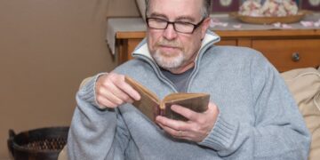 Subsidio para mayores de 52 años./ Foto de Canva