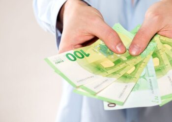 Subsidio por desempleo de 600 euros