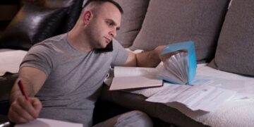 Subsidio por desempleo y rechazo de oferta de trabajo