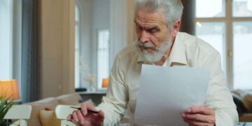 Prestación del paro y subsidio para mayores de 52 años./ Foto de Canva