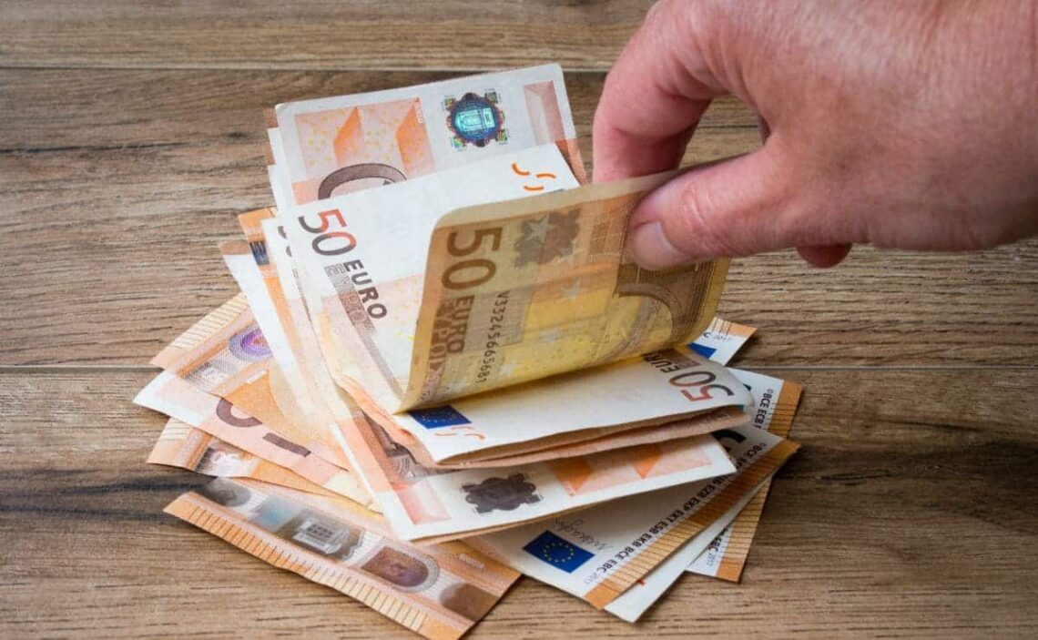 Subsidio para mayores de 52 años SMI