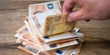 Subsidio para mayores de 52 años SMI