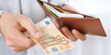 Subsidio para mayores de 45 años./ Foto de Canva