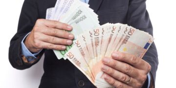 Subsidio para mayores de 52 años./ Foto de Canva