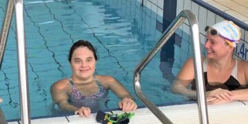 Tahnee Afuhaamango nadadora con síndrome de DOwn