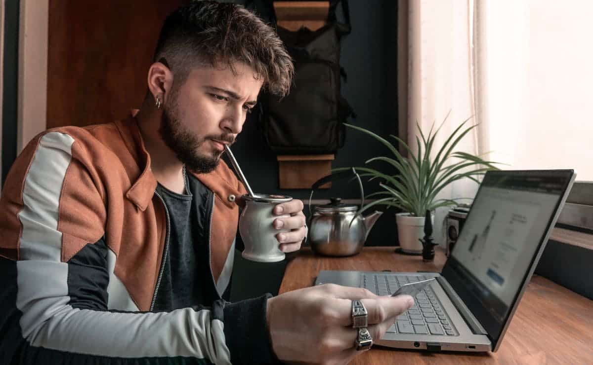 Error Windows 10 con tarjeta de crédito./ Foto de Canva