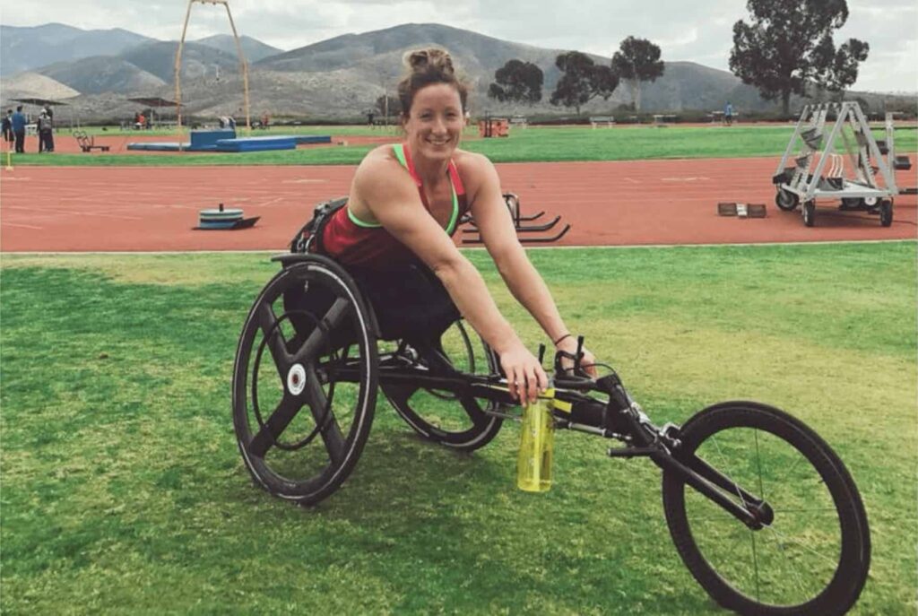 Tatyana McFadden, abandonada al nacer por su espina bífida, actualmente tiene 17 medallas paralímpicas.
