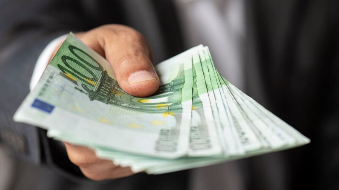 Desempleo, paro, SEPE, prestación, dinero, euros