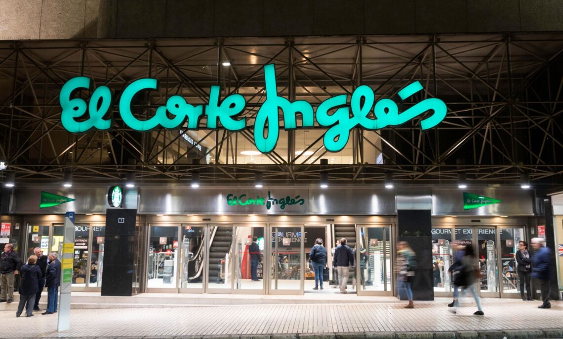 Exterior de una tienda El Corte Inglés