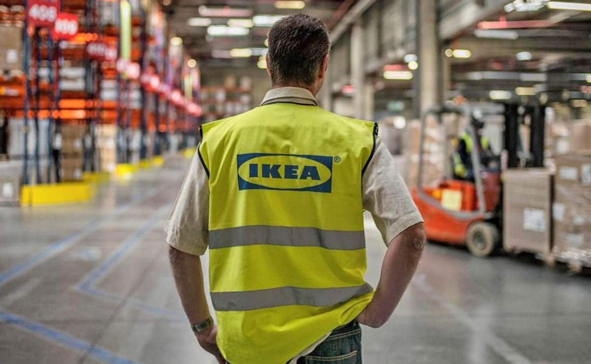 Trabajador IKEA empleo